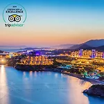 Aria Claros & Resort
