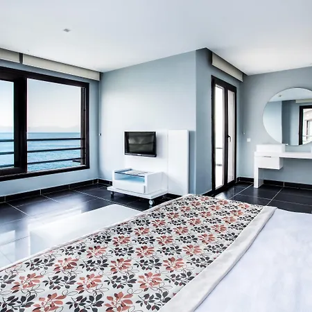 Aria Claros & 5* Özdere