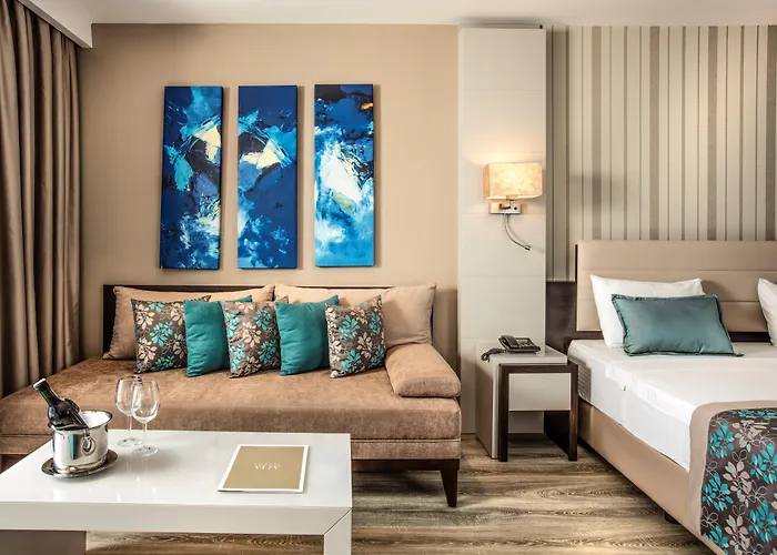 Resort Aria Claros &