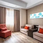 Aria Claros & Complex Özdere