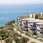 Complex Aria Claros & 5*