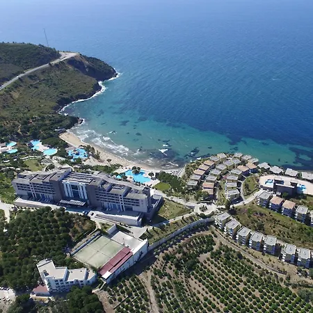 Aria Claros & リゾート