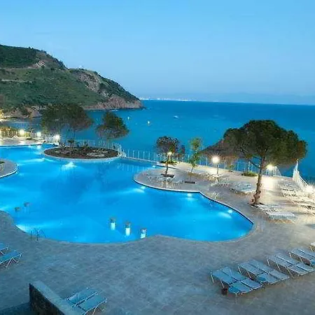 Aria Claros & 5* エズデレ