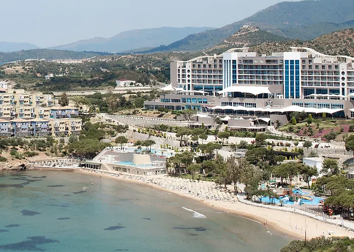 Aria Claros & Üdülőközpont 5*