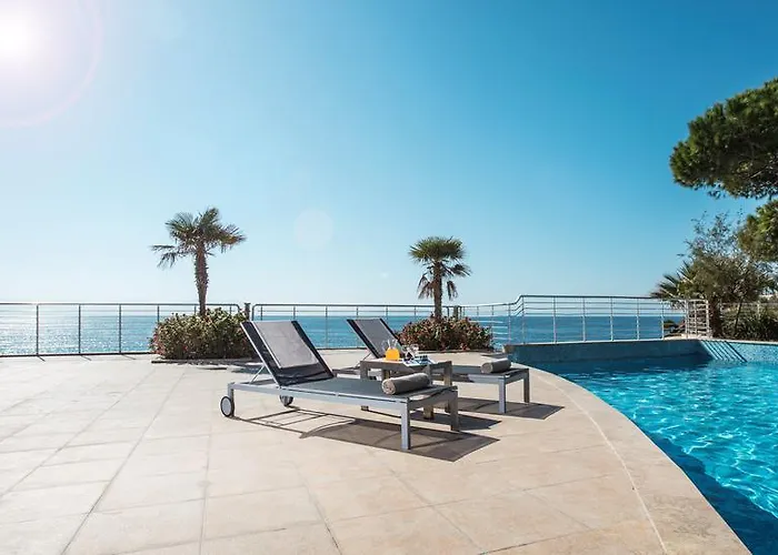 Aria Claros & エズデレ