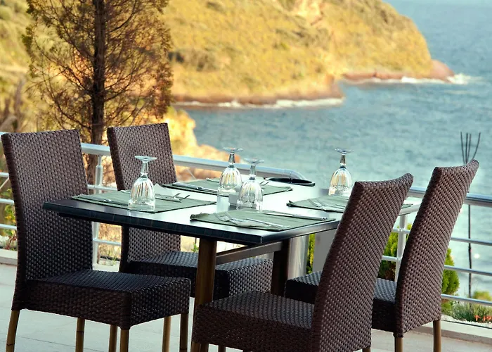 Aria Claros & エズデレ